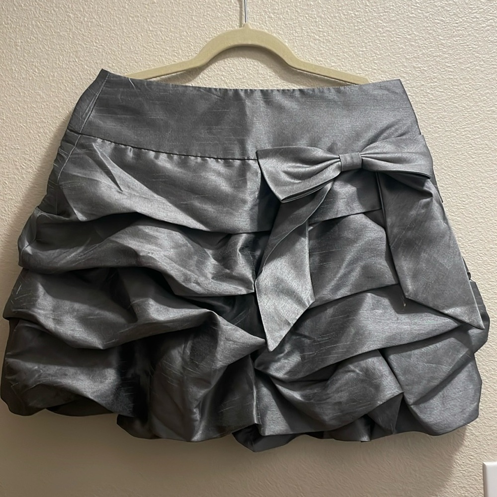 My Michelle skirt. Size 8. Metallic silver/grey